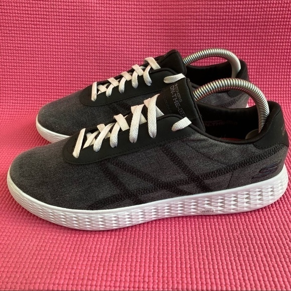 Skechers on the go glide sprint walking shoe women’s 10 - Picture 3 of 8